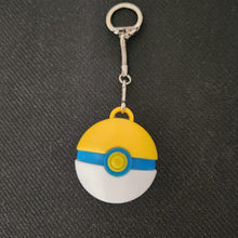 Charger l&#39;image dans la galerie, Porte-clés Pokéball - PokéSquad
